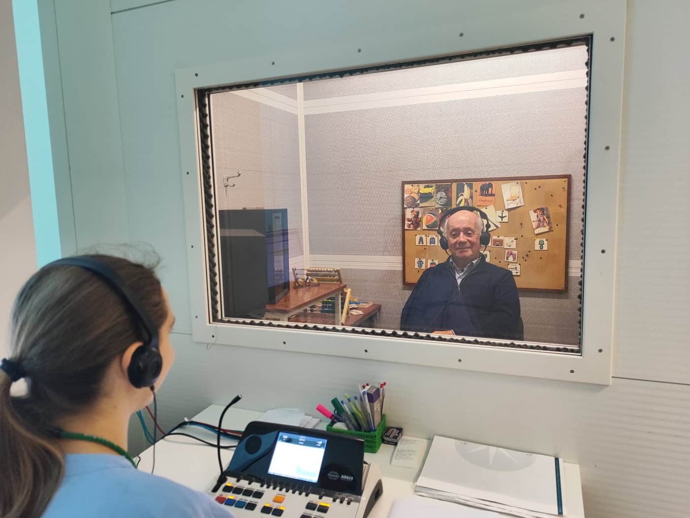 “Idosos não podem desvalorizar perda auditiva”