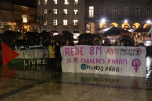Luta feminista do 08 de março saiu à rua de olhos postos no 10 de março