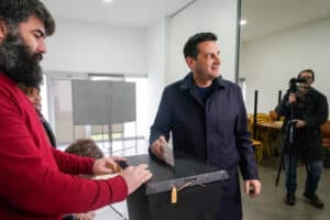 IL apela à afluência às urnas e escusa-se a falar sobre cenários pós-eleitorais 