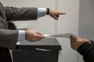 Mesas de voto encerraram às 19h00 em Portugal Continental e na Madeira 