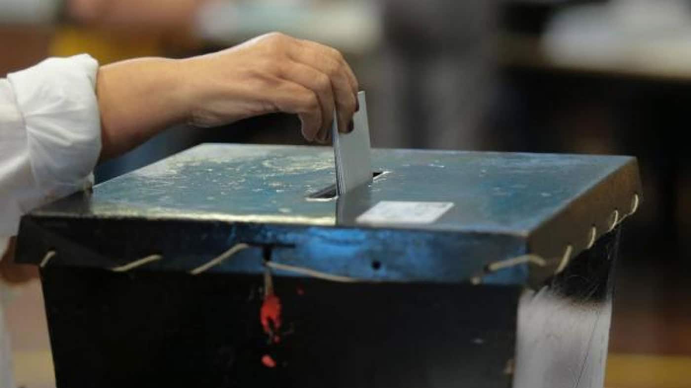 Projeções das televisões dão abstenção entre 32% e os 46,5%