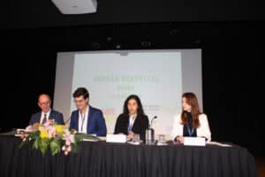 Jovens do distrito debatem caminhos para uma escola plural e participativa