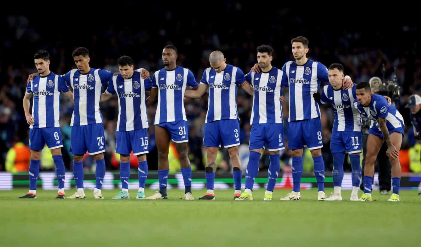 FC Porto eliminado pelo Arsenal nos penáltis nos oitavos de final da 'Champions'