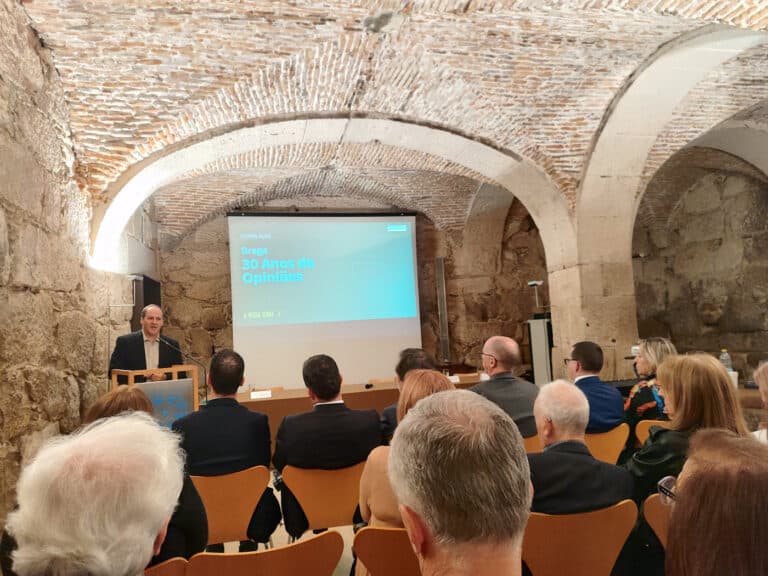 Direnor lança relatório de 30 anos de questionários aos bracarenses