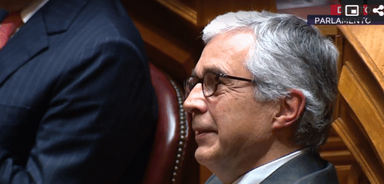 Aguiar-Branco não foi eleito presidente da Assembleia da República