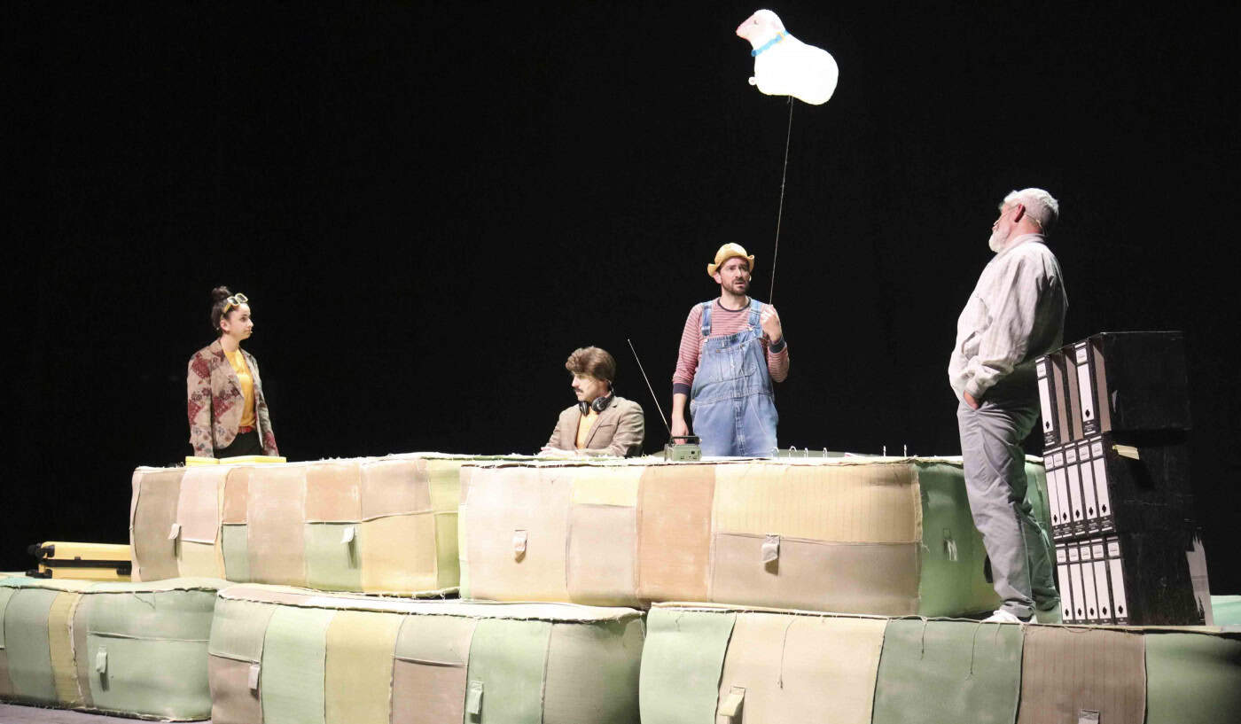 'A Cidade e as Serras (Não é Eça)' sonha com século XXII, mas esbarra no despovoamento