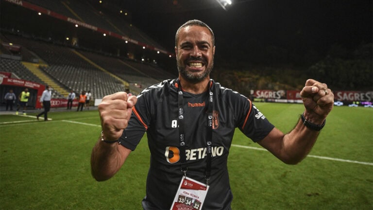 Artur Jorge confirma saída para o Botafogo