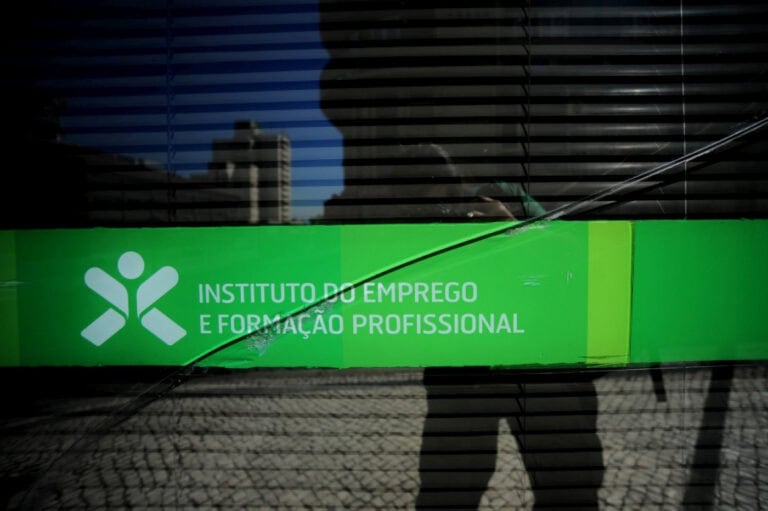 Desemprego cai em termos homólogos e sobe em cadeia para 6,7% em fevereiro&nbsp;