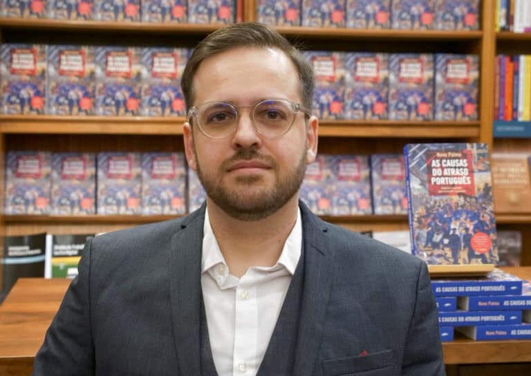 "As causas do atraso português". Obra será apresentada na EEG