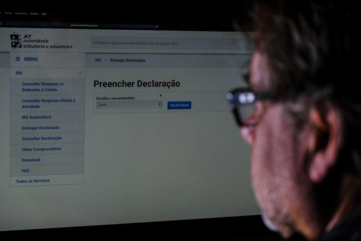 Quase meio milhão de declarações de IRS entregues no primeiro dia do prazo