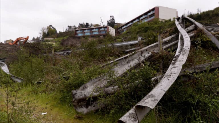 Dois engenheiros condenados a pena suspensa por derrocada em Guimarães em 2013