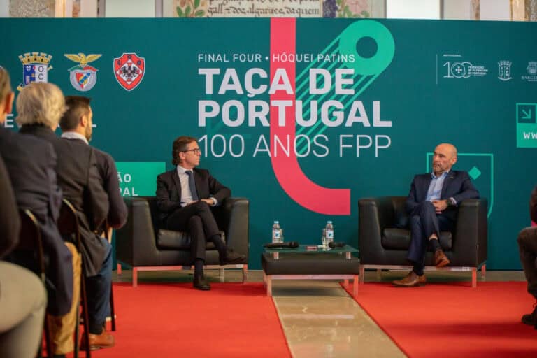 Benfica–Óquei de Barcelos nas meias-finais da taça de Portugal