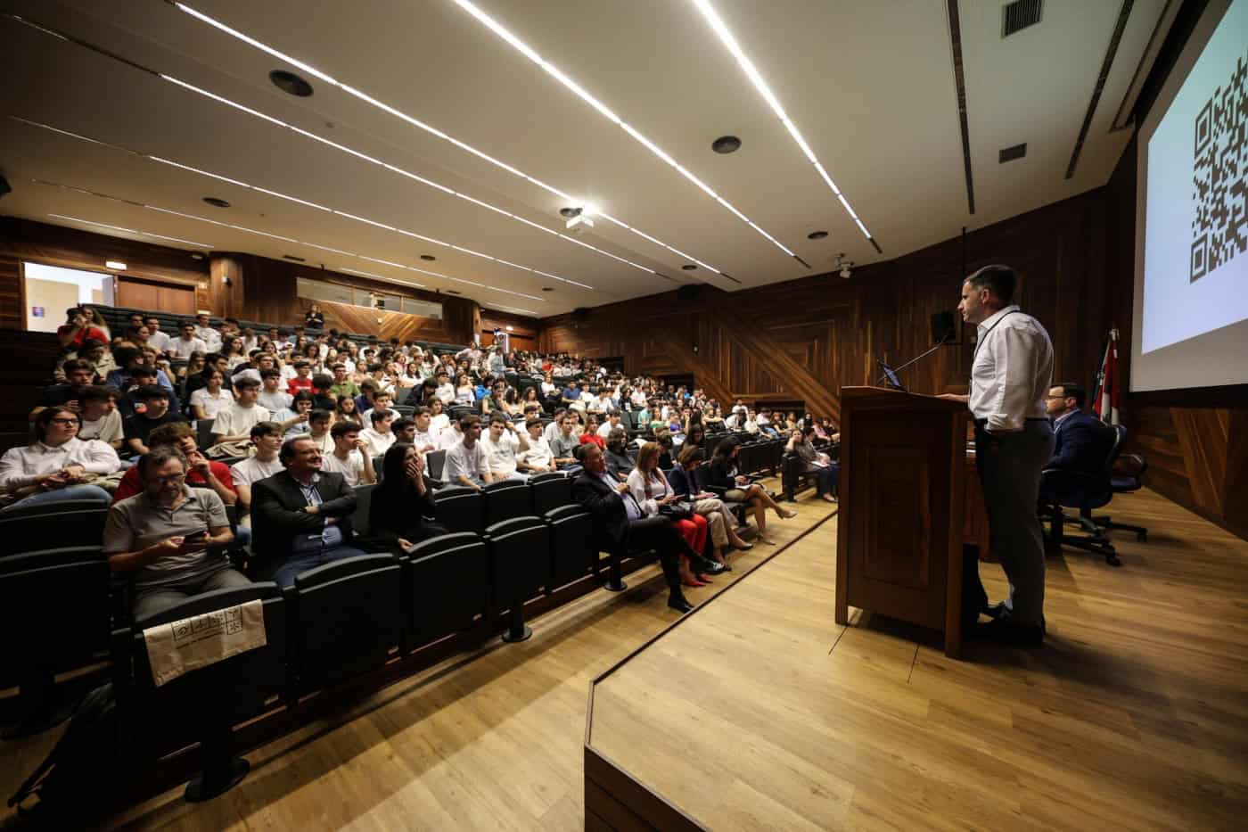 Inteligência Artificial e Sustentabilidade. UMinho desafia jovens do secundário a pensar o futuro