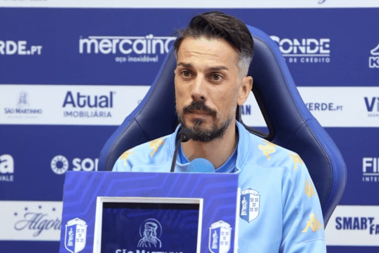 Rubén de la Barrera quer Vizela "unido" para garantir manutenção