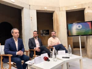 Capitão Fausto, Best Youth e Conjunto Corona atuam nos Banhos Velhos