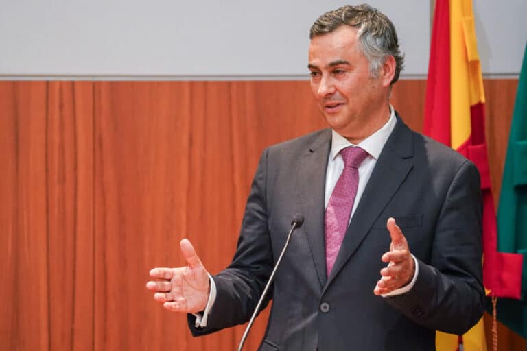 Governo vai apresentar plano de emergência para resolver falta de professores