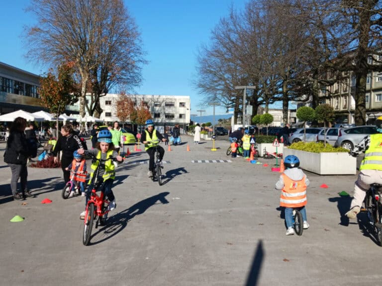 Praça do Mercado dá lugar às bicicletas para quem quer aprender a ‘ciclar’