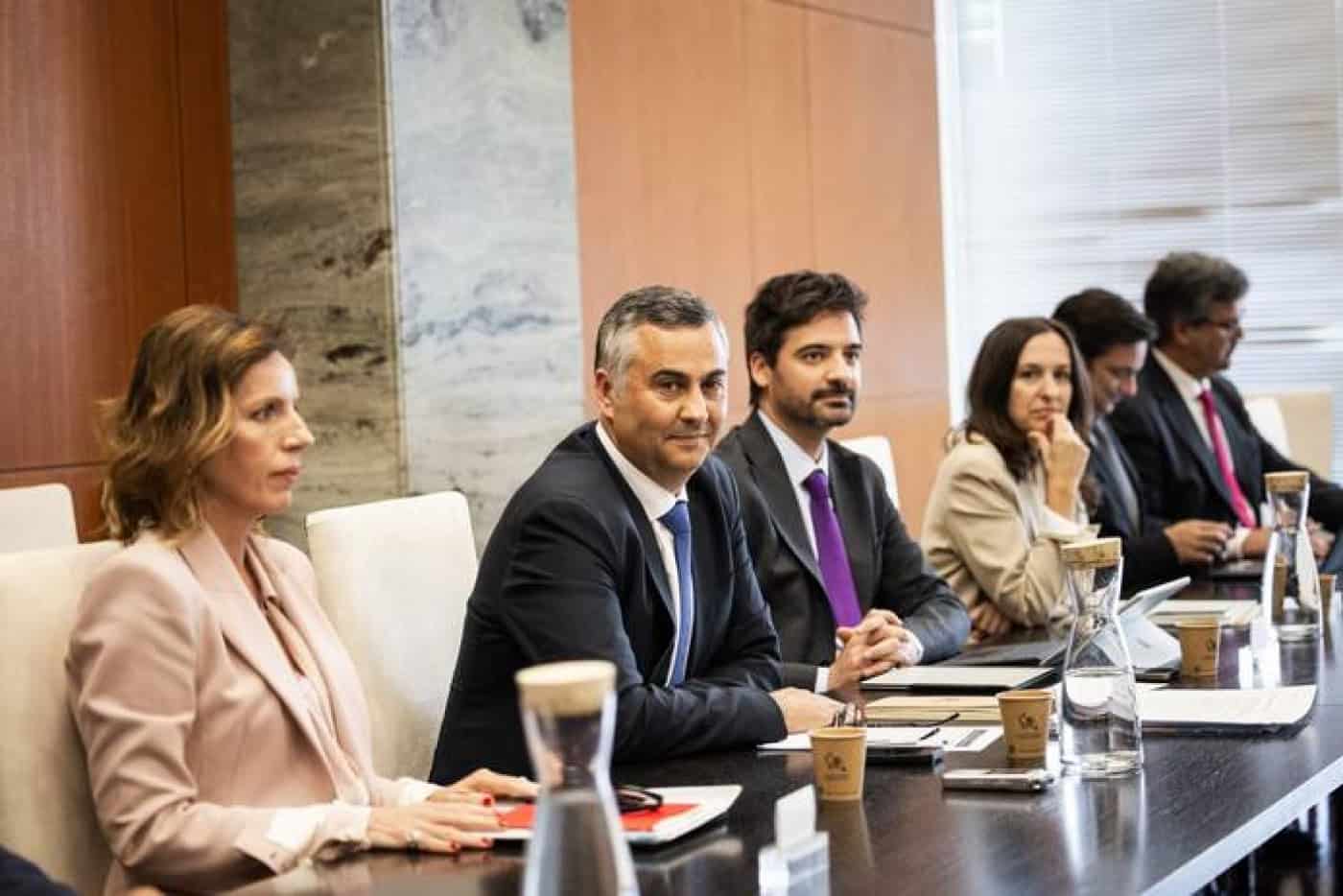 Docentes pedem soluções até junho para haver paz nas escolas 