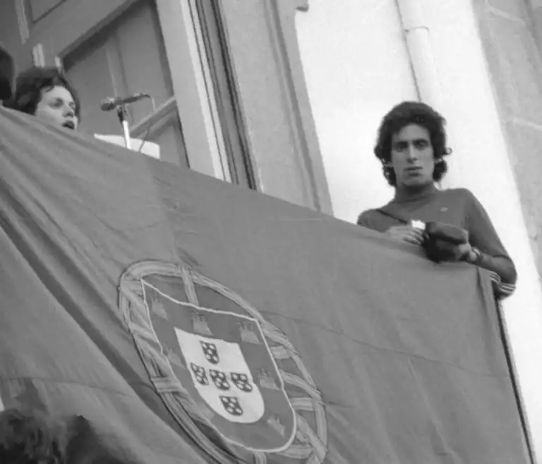 Luísa Caeiro. A voz feminina que se ouviu no 26 de Abril em Braga. “Foi assustador e empolgante”