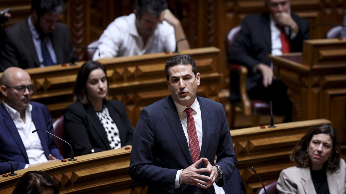 Hugo Soares diz que vai falar com deputados envolvidos no caso Tutti Frutti&nbsp;