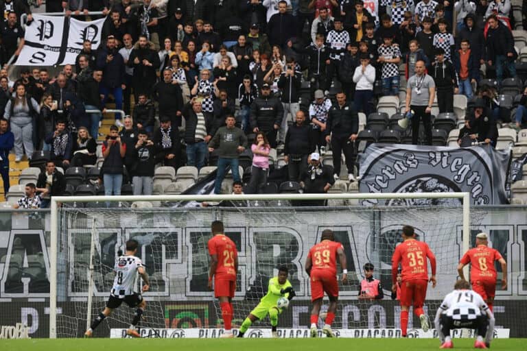 Gil Vicente empata no Bessa mas Tozé Marreco só "dorme sossegado" quando garantir manutenção