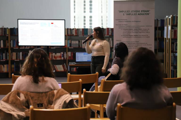 Reforço em obras no Superior “feito à custa de verbas para recursos humanos e bolsas”