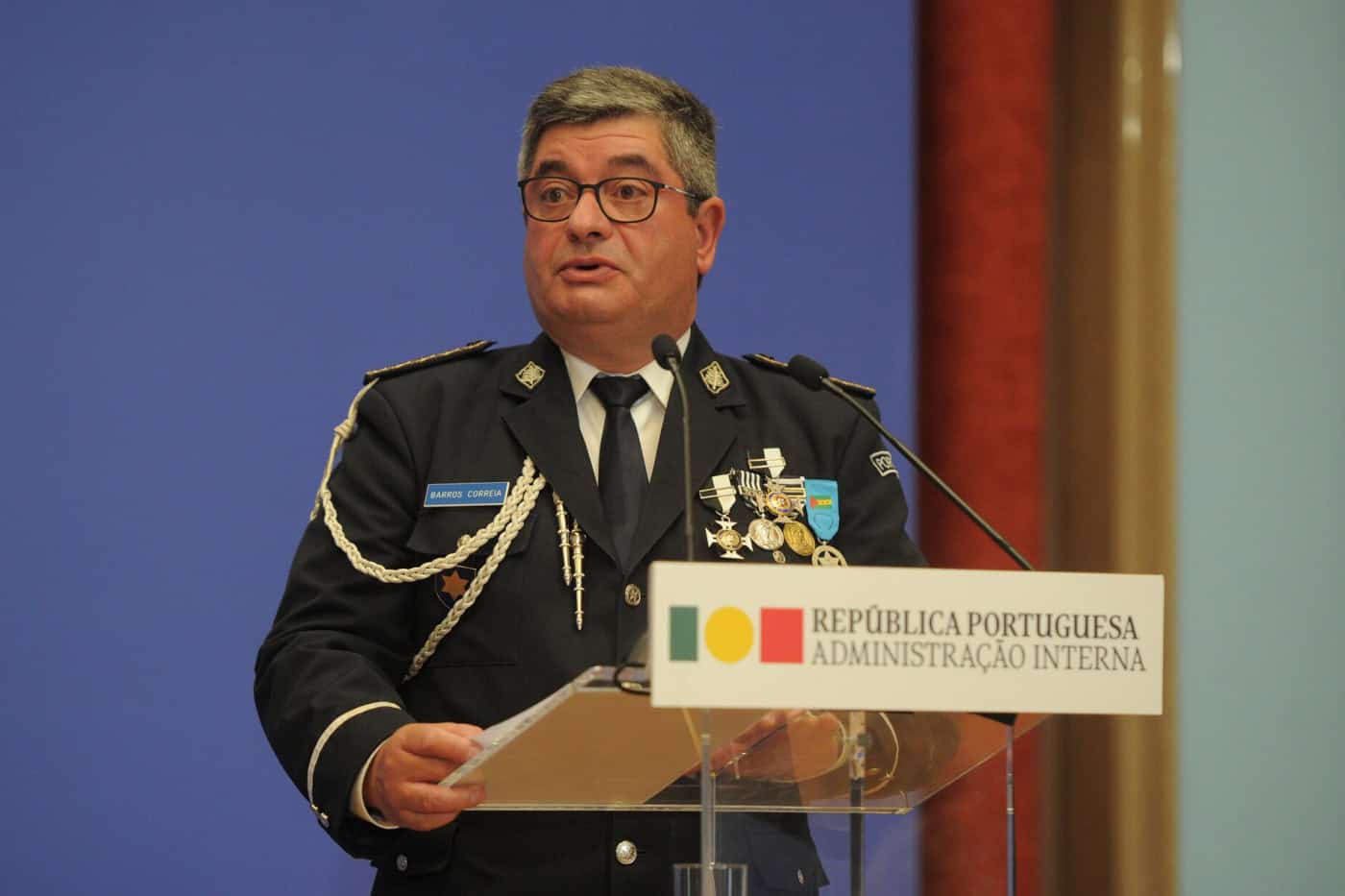 Sindicatos da polícia reagem com preocupação ao afastamento do diretor nacional da PSP&nbsp;