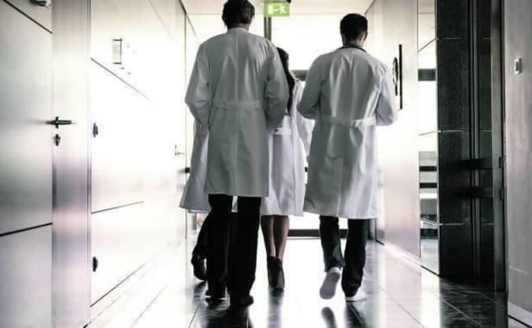 Queixas contra médicos aumentaram 20% em 2023