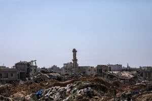 Ataques israelitas fazem dezenas de mortos em Rafah e Gaza 