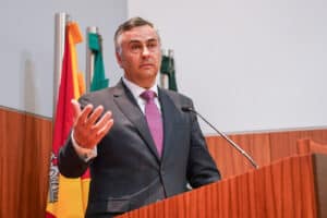 Professores propõem recuperação de 30% do tempo de serviço já em julho