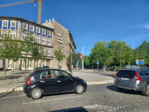Guimarães: Fecho do centro histórico ao trânsito continua a ser tema quente