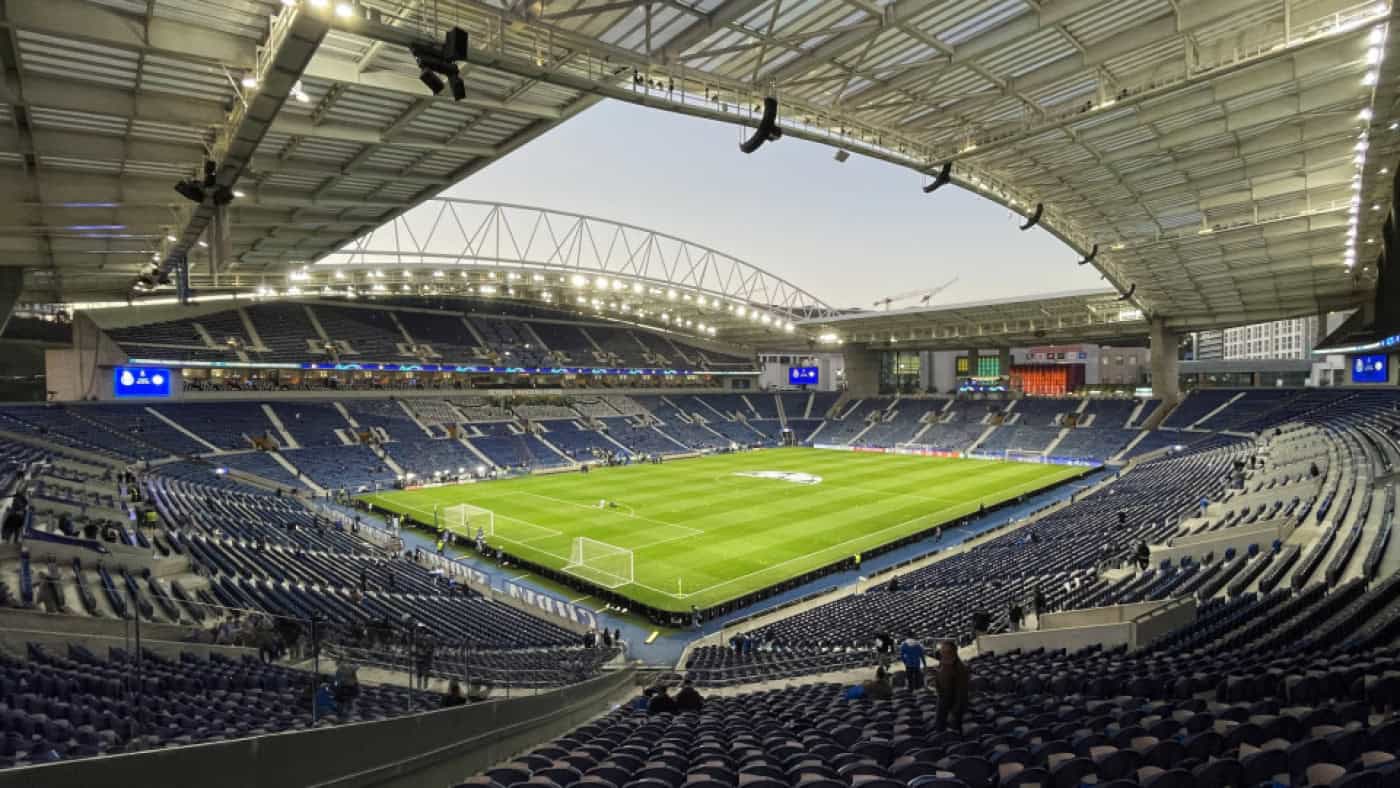 Operação 'Bilhete Dourado' apreende 3.000 ingressos do FC Porto e 44.400 euros&nbsp;