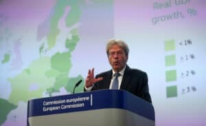 Bruxelas tem quadro orçamental positivo para Portugal 