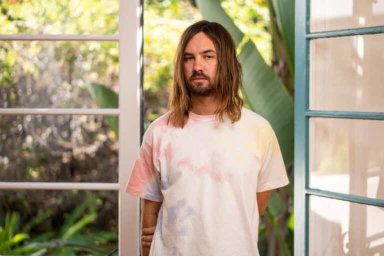 Kevin Parker, dos Tame Impala, vende todo o catálogo musical à Sony Music