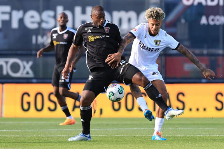 FC Famalicão termina época com derrota caseira