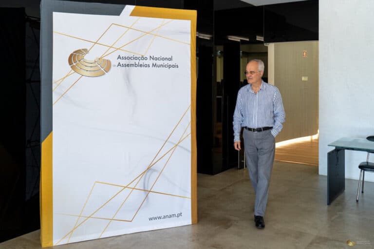 Associação de Assembleias Municipais reclama reforço da autonomia do poder local