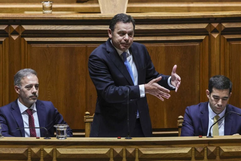 Primeiro-ministro garante que saúde familiar será “um dos eixos” do programa de emergência