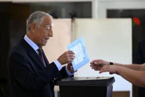 Marcelo elogia adesão dos portugueses ao voto antecipado&nbsp;