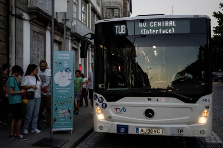 TUB com bilhetes de ida e volta a 1euro na noitada de São João