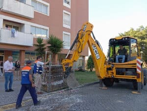 CMB remove obstáculos junto ao Jardim de Infância da Ponte Pedrinha