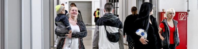 UE prolonga estatuto temporário de refugiado concedido aos ucranianos até março de 2026