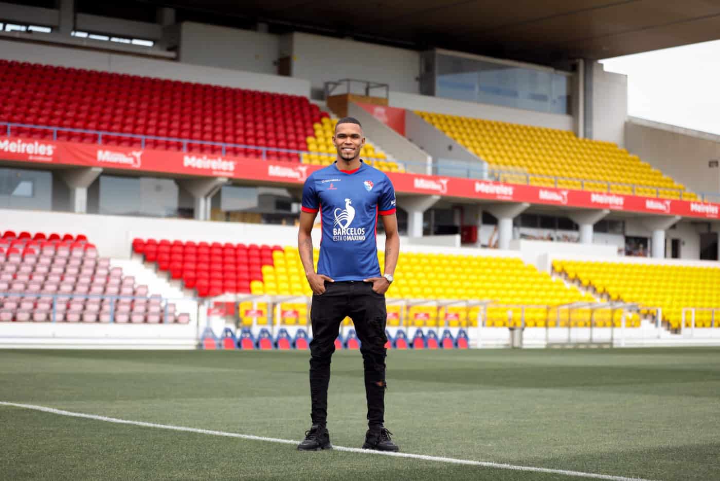 Gil Vicente transfere defesa Lucas Barros para os sérvios dos FK Vojvodina