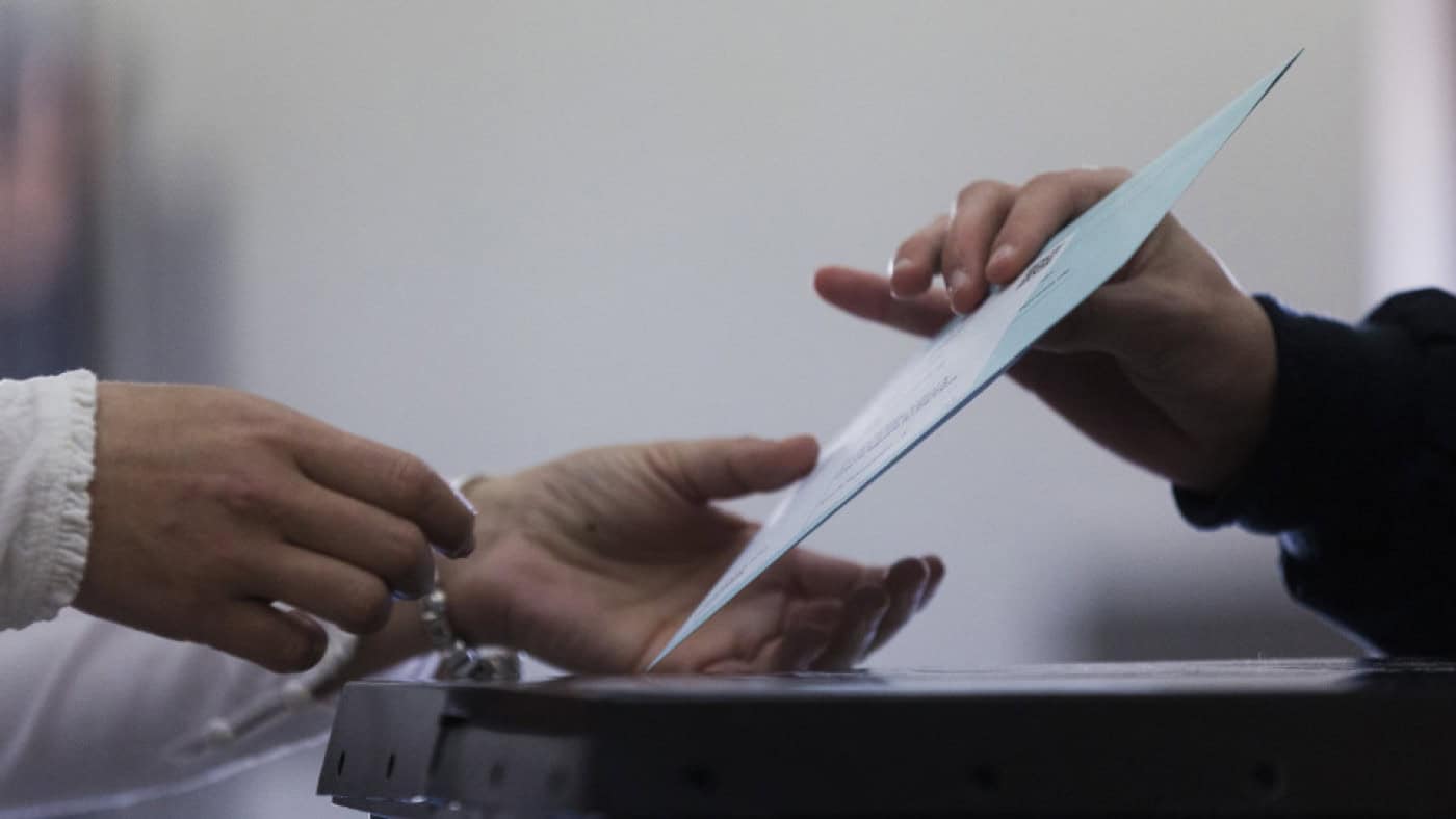Manifesto pede reforma do sistema eleitoral para diminuir desperdício de votos
