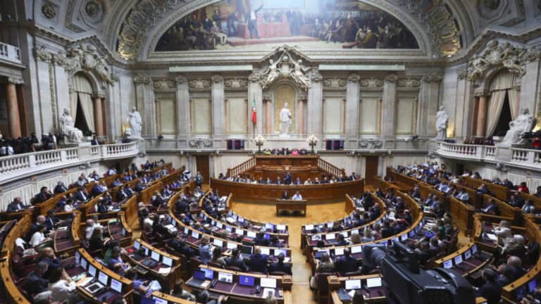 Parlamento debate hoje suplemento remuneratório para forças de segurança&nbsp;