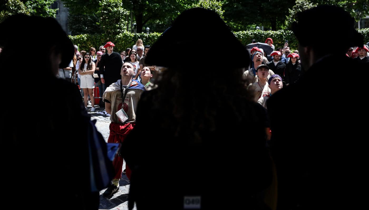 Ensino superior dá aos jovens mais oportunidades de trabalho e melhores salários