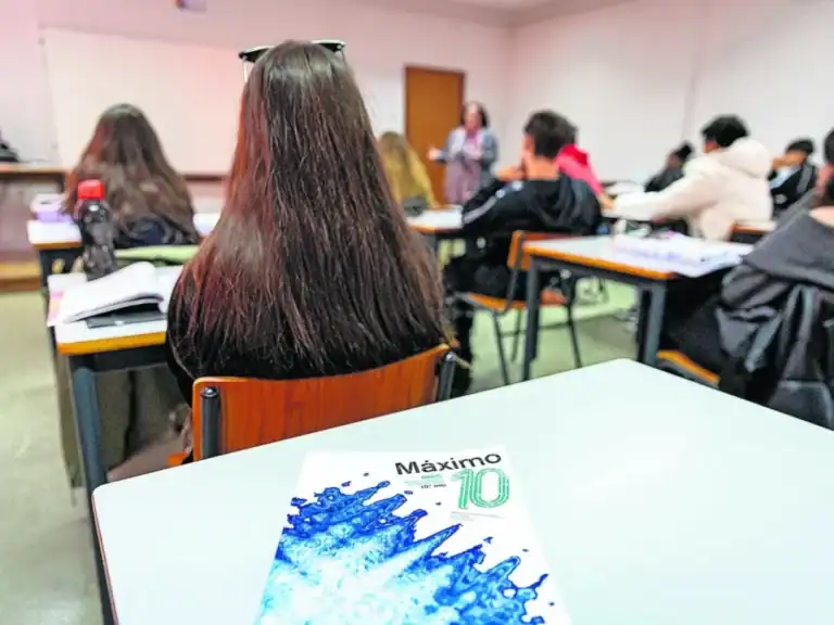 Arrancam matrículas dos alunos do 10.º e 12.º anos&nbsp;