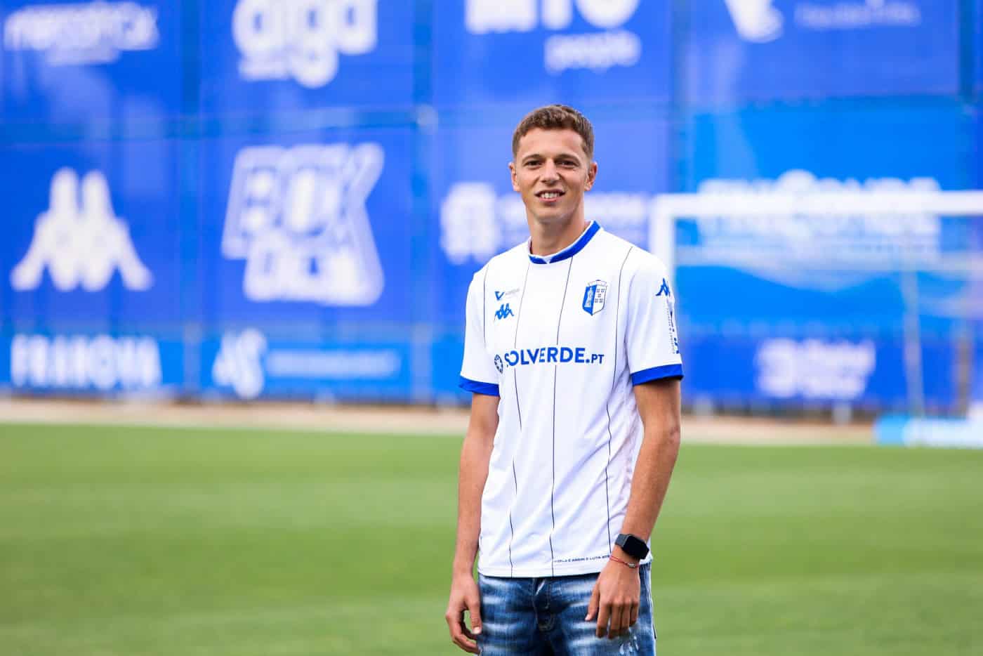 FC Vizela anuncia Angel Bustunov