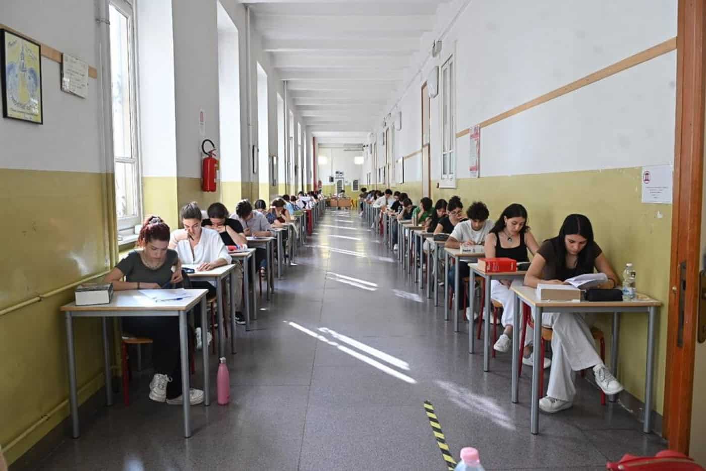 Ministro anuncia provas de aferição no 4º e 6º ano e em formato digital