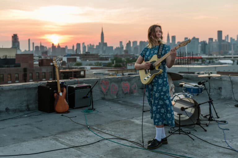 Depois de esgotar primeira data em Guimarães, Julia Jacklin dá segundo concerto