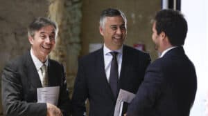 Doutorados entram na carreira de investigador após cinco anos à experiência